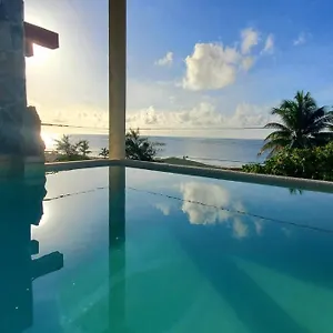 https://layla-guesthouse-puerto-morelos.quintano-roohotels.com