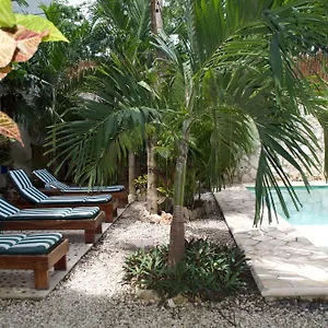 https://aldea-san-lam-tulum.quintano-roohotels.com