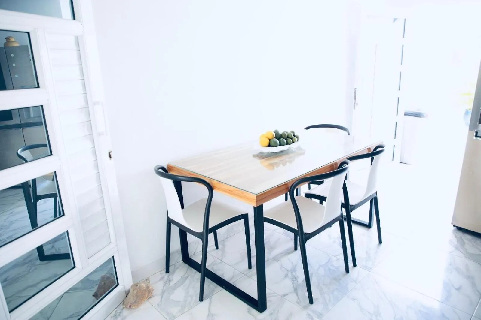 Πανσιόν Le Marie B&B Cartagena